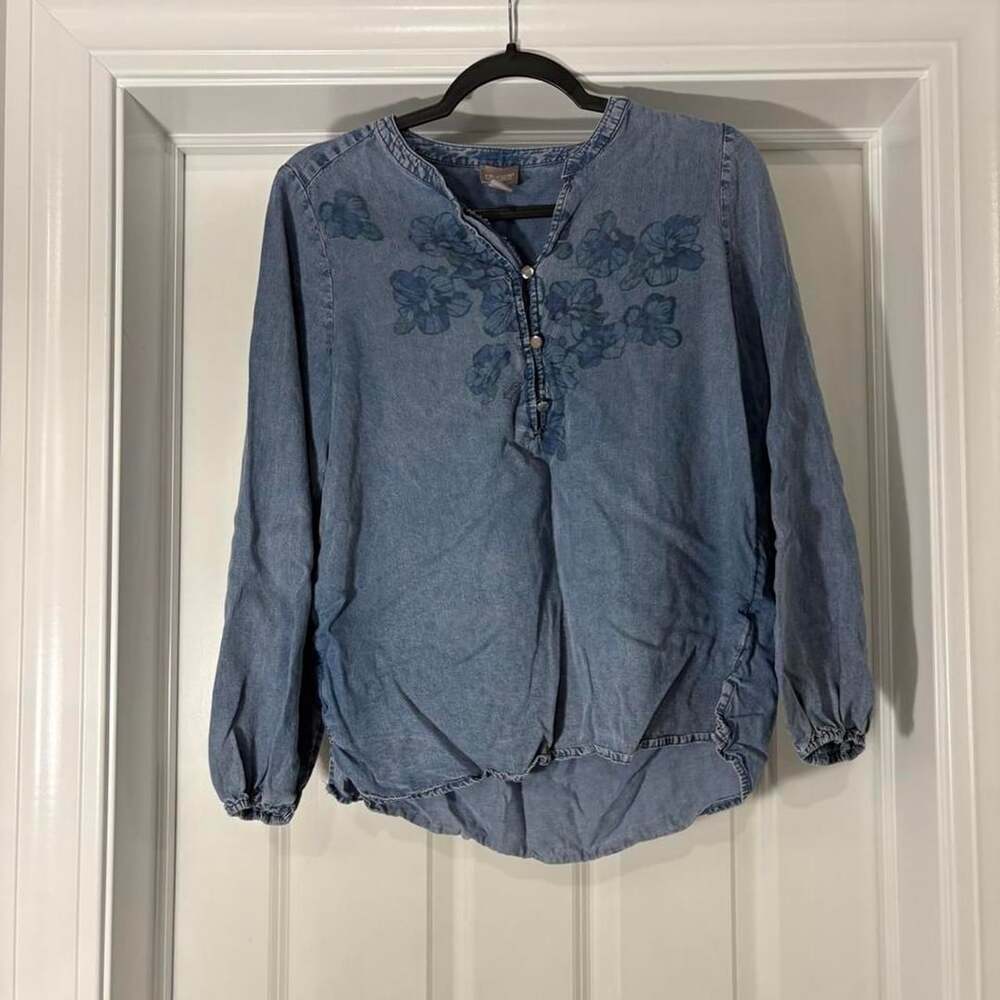 Chico's Denim Blouse Size 0 Floral Embroidered Lyocell Top